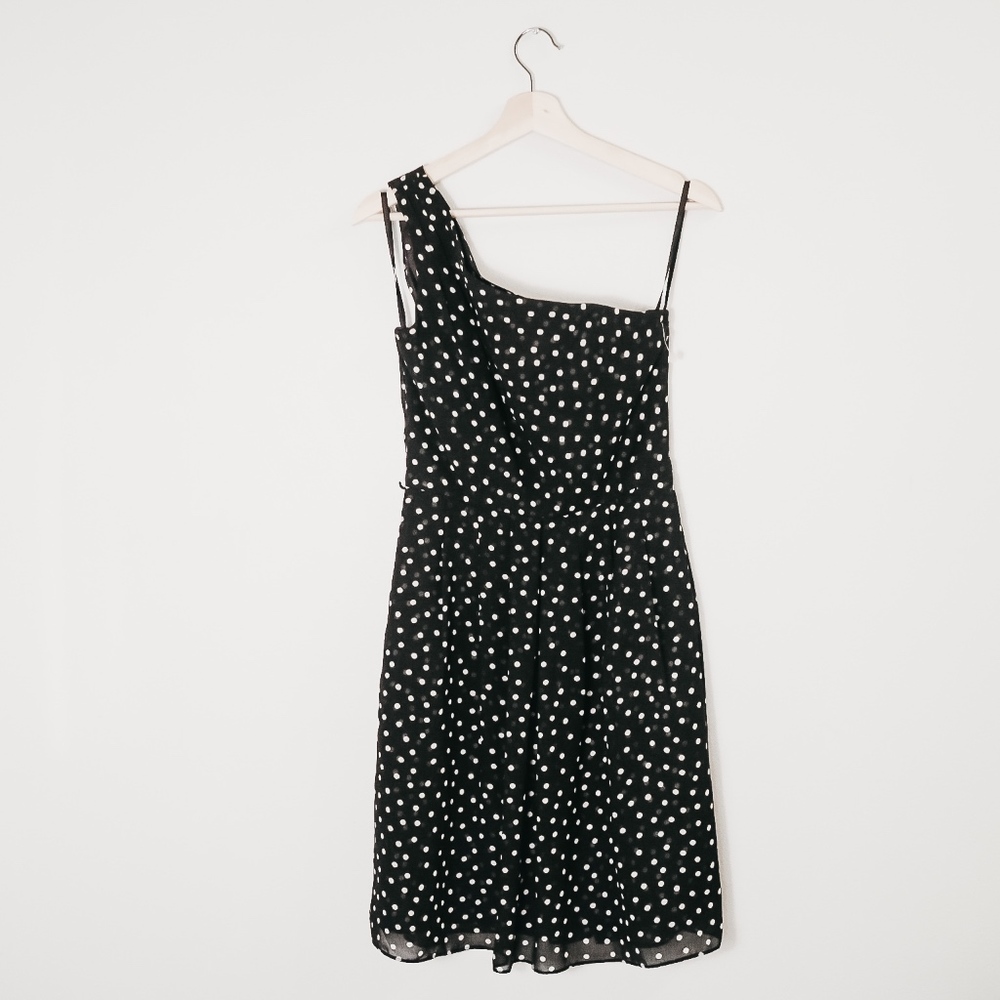NWOT White House Black Market One Shoulder Dress 2